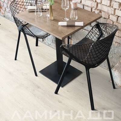 Egger (Эггер) Дуб Кортина белый EPL034 в интерьере