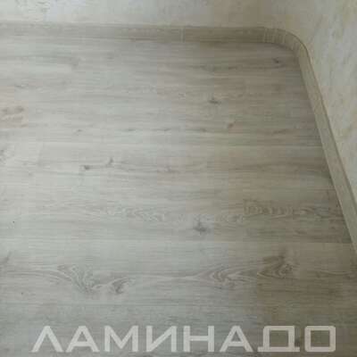 Ламинат Egger Дуб Уолтем белый EPL123