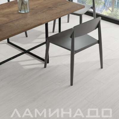 Egger Classic Aqua+ Дуб Паньярала Светлый EPL225