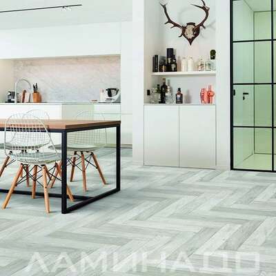 Линолеум Ideal коллекция Ultra Empire-4 фото в интерьере